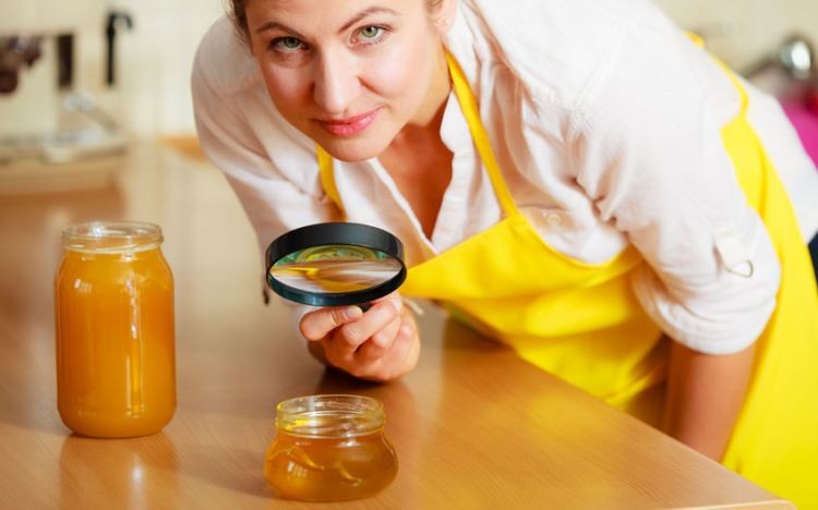 Fajtamézek tesztelése: íz, állag, kristályosodás, szín alapján